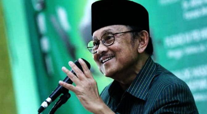 Tamparan Habibie Bagi Bangsa Indonesia  Mujahid Kecil